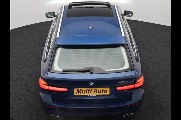 BMW 5 Serie Touring 530e Sportline Plug In Hybrid 293pk Dealer O.H. PHEV | Panodak | Head Up | Adaptive Cruise | Laser LED | Lederen Sportstoelen Verwarmd | Apple Carplay | Sfeerverlichting | Navigatie | Virtual | Keyless | Blis | DAB |