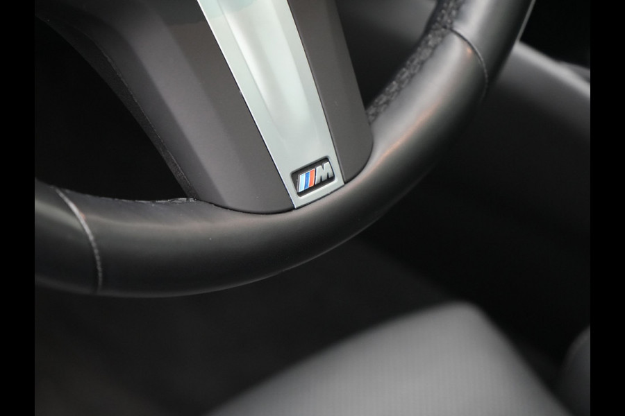 BMW 5 Serie Touring 530e Sportline Plug In Hybrid 293pk Dealer O.H. PHEV | Panodak | Head Up | Adaptive Cruise | Laser LED | Lederen Sportstoelen Verwarmd | Apple Carplay | Sfeerverlichting | Navigatie | Virtual | Keyless | Blis | DAB |