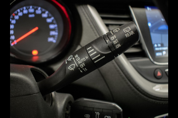 Opel Grandland X 1.2 Turbo Edition Sport (CARPLAY,NAVI,LED,CRUISE,CLIMATE,TREKHAAK,SPORTSTOELEN,CAMERA,PDC,GETINT,NETTESTAAT)