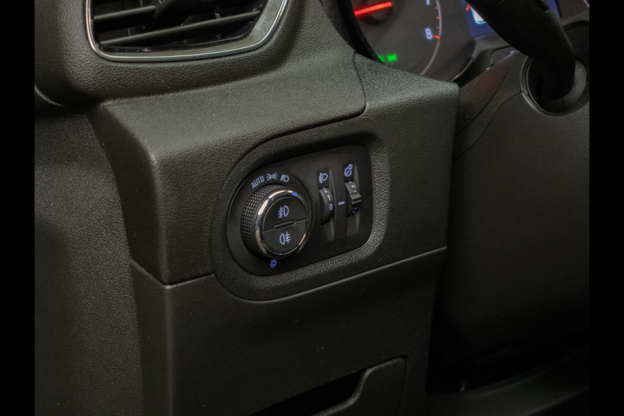 Opel Grandland X 1.2 Turbo Edition Sport (CARPLAY,NAVI,LED,CRUISE,CLIMATE,TREKHAAK,SPORTSTOELEN,CAMERA,PDC,GETINT,NETTESTAAT)