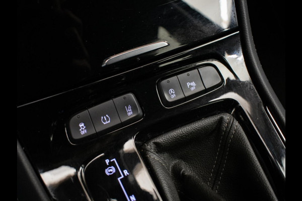 Opel Grandland X 1.2 Turbo Edition Sport (CARPLAY,NAVI,LED,CRUISE,CLIMATE,TREKHAAK,SPORTSTOELEN,CAMERA,PDC,GETINT,NETTESTAAT)