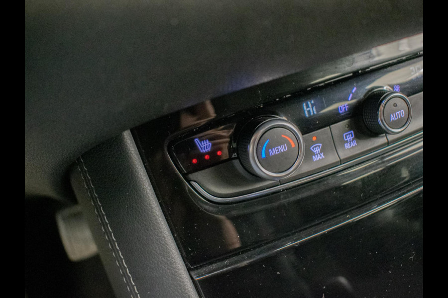 Opel Grandland X 1.2 Turbo Edition Sport (CARPLAY,NAVI,LED,CRUISE,CLIMATE,TREKHAAK,SPORTSTOELEN,CAMERA,PDC,GETINT,NETTESTAAT)