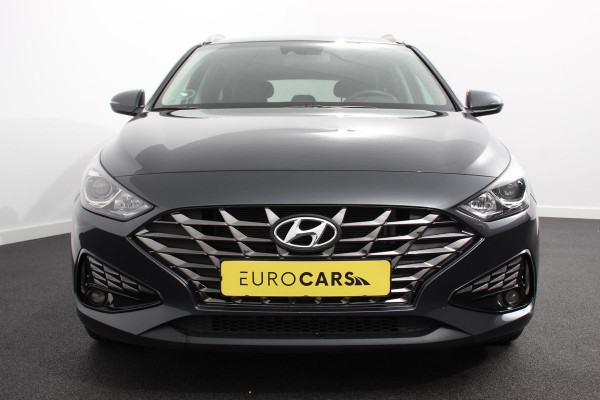 Hyundai i30 Wagon 1.0 T-GDi 120 Pk Essential Navigatie Apple Carplay/Android Auto Climate Control Camera Afneembare Trekhaak Lane Assist Privacy Glass Keyless Go