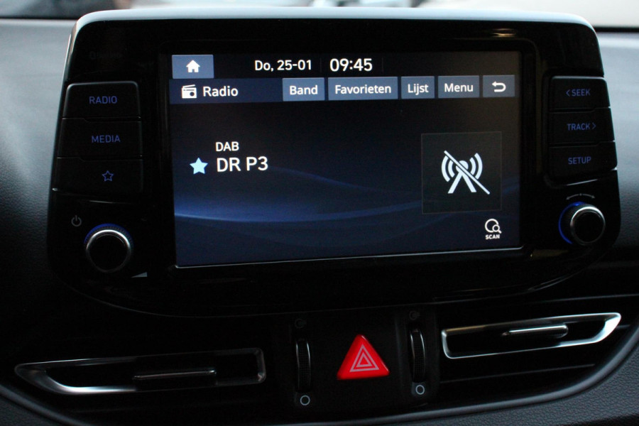 Hyundai i30 Wagon 1.0 T-GDi 120 Pk Essential Navigatie Apple Carplay/Android Auto Climate Control Camera Afneembare Trekhaak Lane Assist Privacy Glass Keyless Go