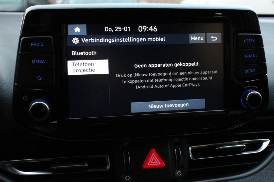 Hyundai i30 Wagon 1.0 T-GDi 120 Pk Essential Navigatie Apple Carplay/Android Auto Climate Control Camera Afneembare Trekhaak Lane Assist Privacy Glass Keyless Go