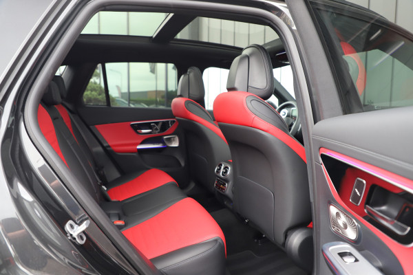 Mercedes-Benz GLC 300e AMG 4-Matic | 313PK | Achterasbesturing | Luchtvering | Head-up | Pano | Keyles-go | Sfeerverlichting | Distronic | Burmest