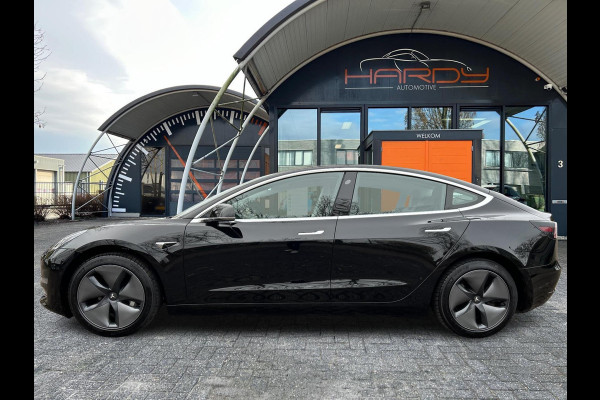 Tesla Model 3 Standard RWD Plus 60 kWh Enhanged Autopilot Trekhaak (910kg) Rijklaarprijs!