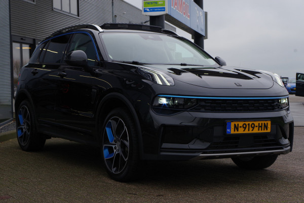 Lynk & Co 01 1.5 262 PK PHEV, Panoramadak, LED, Keyless