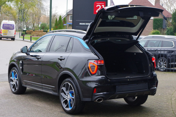 Lynk & Co 01 1.5 262 PK PHEV, Panoramadak, LED, Keyless