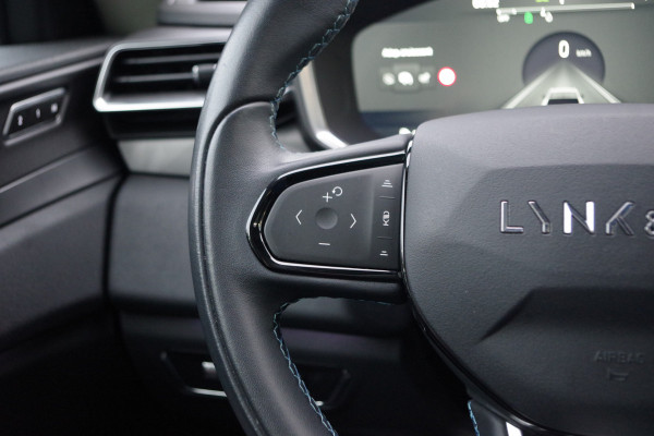 Lynk & Co 01 1.5 262 PK PHEV, Panoramadak, LED, Keyless