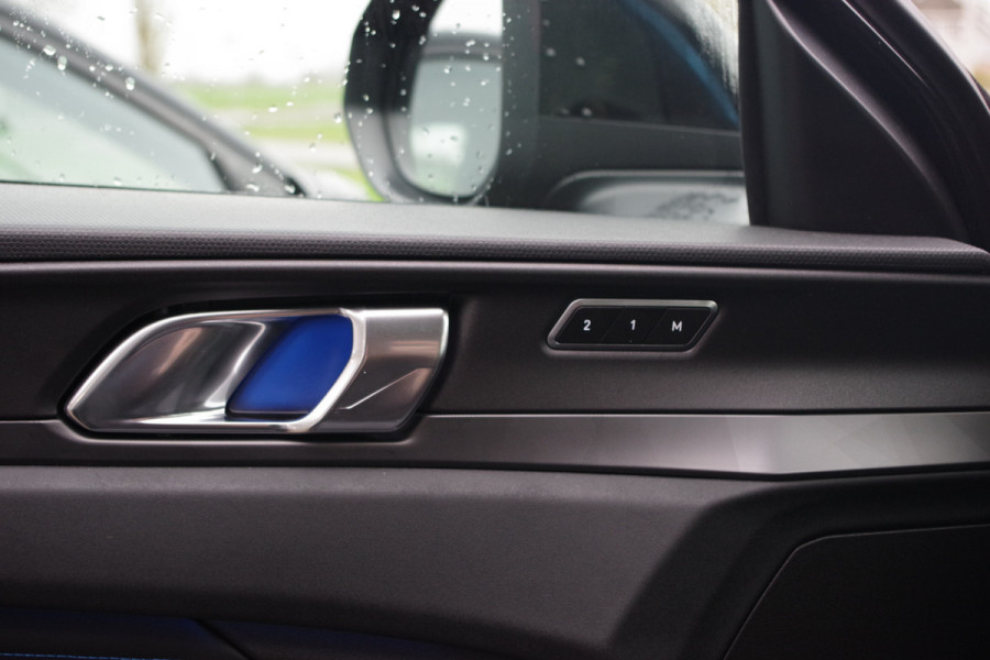 Lynk & Co 01 1.5 262 PK PHEV, Panoramadak, LED, Keyless