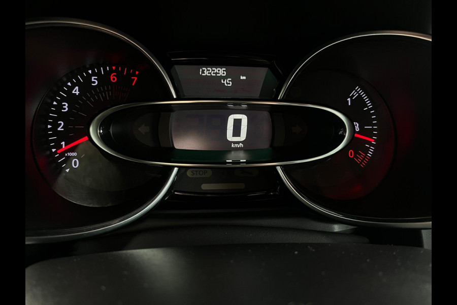 Renault Clio Estate 1.2 Intens, Bluetooth, Camera, Cruise, Navi, Bose, 120 pk