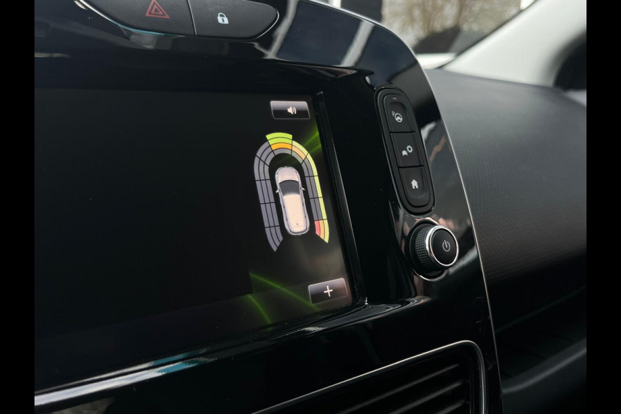 Renault Clio Estate 1.2 Intens, Bluetooth, Camera, Cruise, Navi, Bose, 120 pk