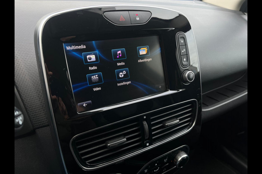 Renault Clio Estate 1.2 Intens, Bluetooth, Camera, Cruise, Navi, Bose, 120 pk