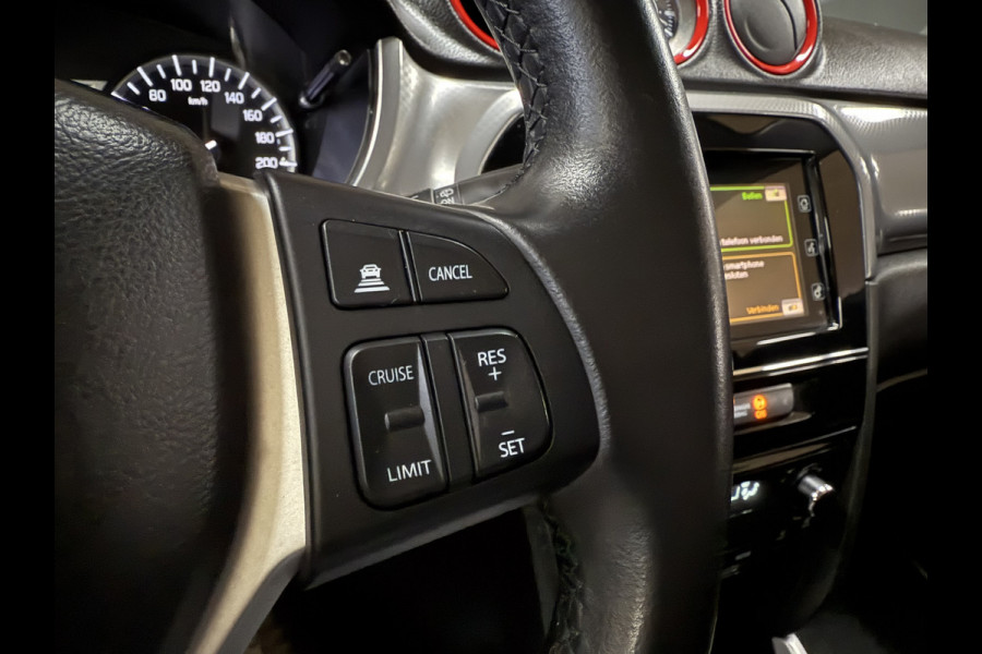 Suzuki Vitara 1.6 High Executive | Camera | Navi