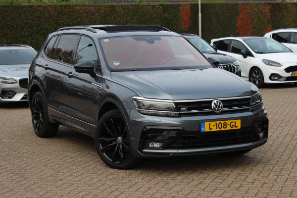 Volkswagen Tiguan Allspace 1.5 TSI Highline Business R-line / Panoramadak / Camera / Keyless / 20'' / Navigatie / Virtual Cockpit / Stoelverwarming / DAB / Dodehoek / ACC