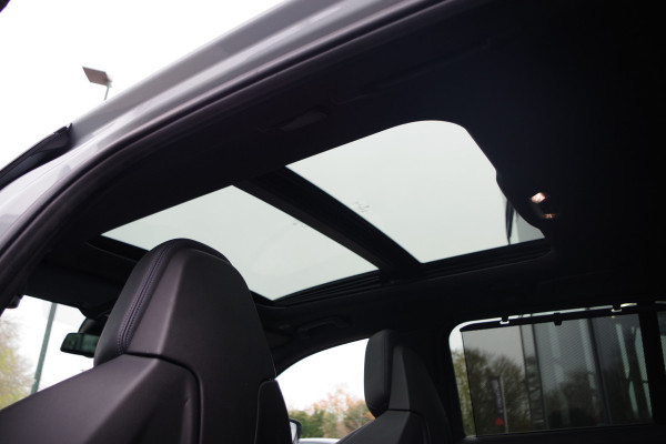 BMW 3 Serie Touring 330e 293 PK xDrive High Executive M-Sport Pro, Kuipstoelen, Panoramadak, Memory, Adap. Cruise Control