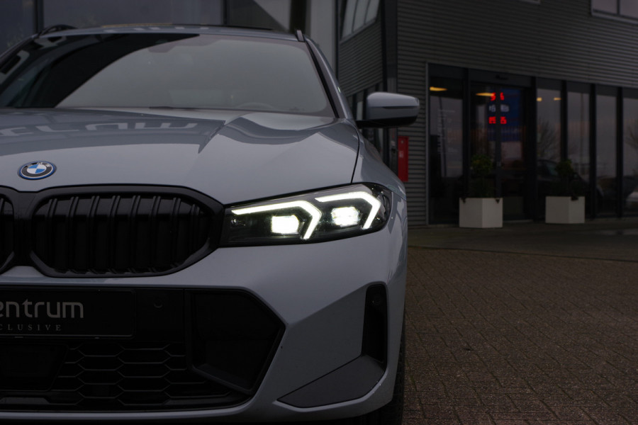 BMW 3 Serie Touring 330e 293 PK xDrive High Executive M-Sport Pro, Kuipstoelen, Panoramadak, Memory, Adap. Cruise Control