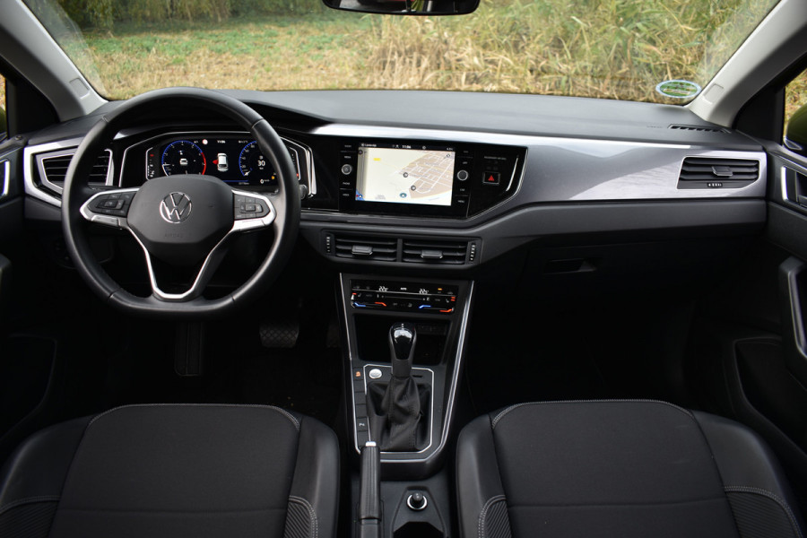 Volkswagen Taigo TSI 110PK DSG STYLE SPORT CAMERA/NAVI/LEDER