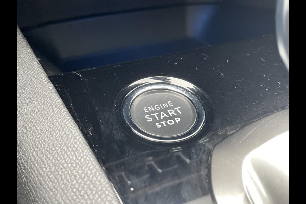 Peugeot 3008 1.6 HYbrid 225 GT | panoramadak | Focal Audio | ACC |