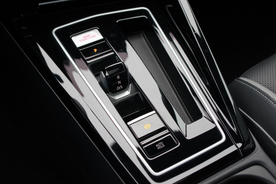 Volkswagen Golf 1.5 eHybrid GTE 272 PK PHEV, Panoramadak, Leder, Head-Up, Stoelkoeling -Verwarming, Memory