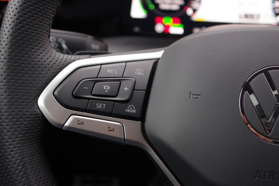 Volkswagen Golf 1.5 eHybrid GTE 272 PK PHEV, Panoramadak, Leder, Head-Up, Stoelkoeling -Verwarming, Memory