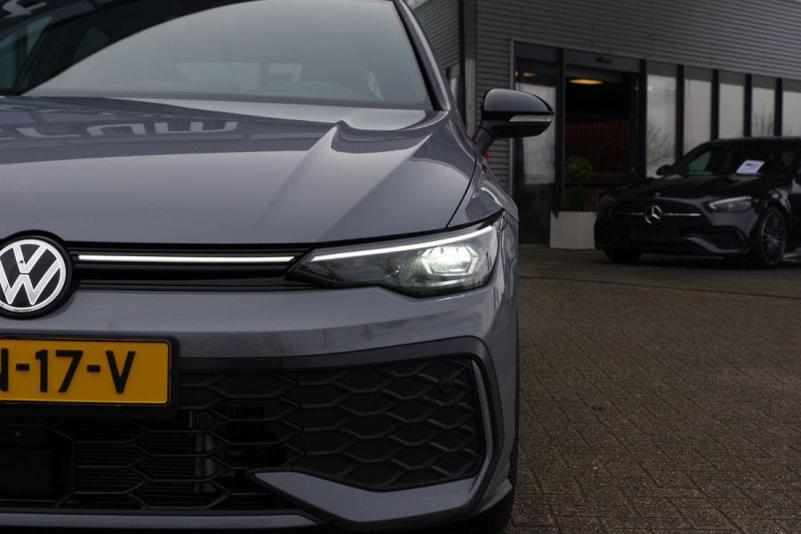 Volkswagen Golf 1.5 eHybrid GTE 272 PK PHEV, Panoramadak, Leder, Head-Up, Stoelkoeling -Verwarming, Memory