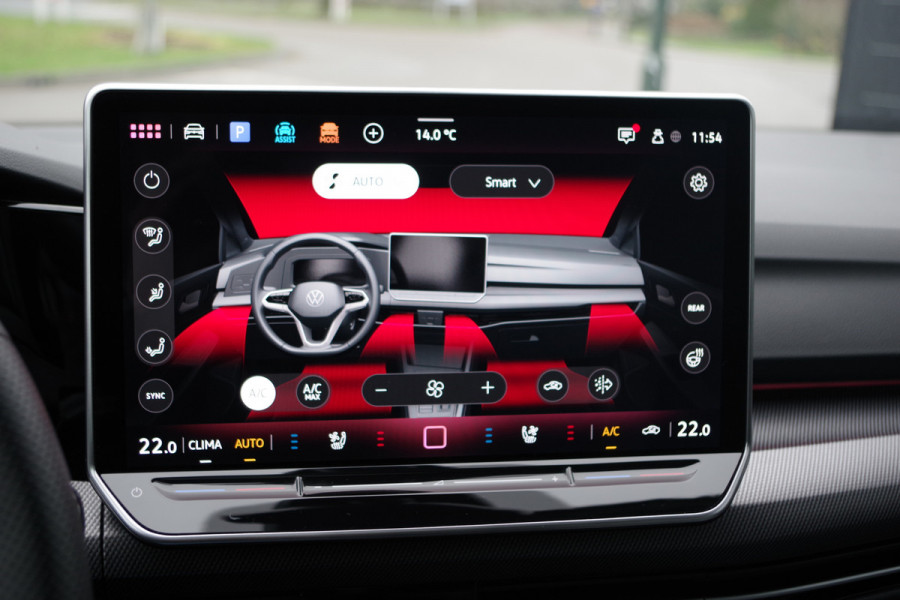 Volkswagen Golf 1.5 eHybrid GTE 272 PK PHEV, Panoramadak, Leder, Head-Up, Stoelkoeling -Verwarming, Memory