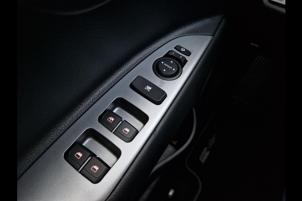 Kia Stonic 1.0 T-GDi MHEV GT-Line | Stoel- en Stuurverwarming | Privacy Glass | Automaat | H-Leder | Navi | Clima |