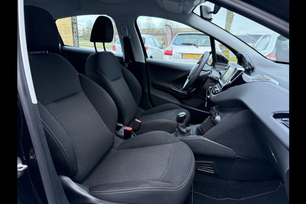 Peugeot 208 1.2 PureTech Active 2e Eigenaar,Navi,Airco,Cruise,5 Deurs,Dealer Onderhouden,N.A.P,Weinig km,Zeer Zuinig,Apk tot 05-2026