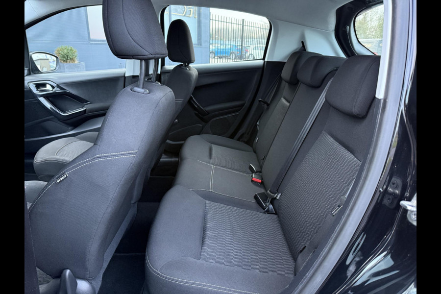 Peugeot 208 1.2 PureTech Active 2e Eigenaar,Navi,Airco,Cruise,5 Deurs,Dealer Onderhouden,N.A.P,Weinig km,Zeer Zuinig,Apk tot 05-2026