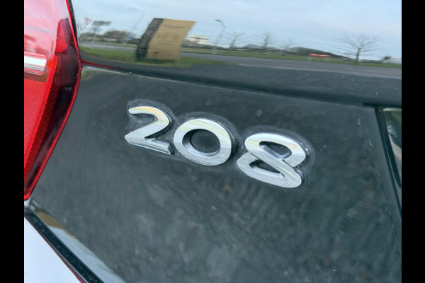 Peugeot 208 1.2 PureTech Active 2e Eigenaar,Navi,Airco,Cruise,5 Deurs,Dealer Onderhouden,N.A.P,Weinig km,Zeer Zuinig,Apk tot 05-2026