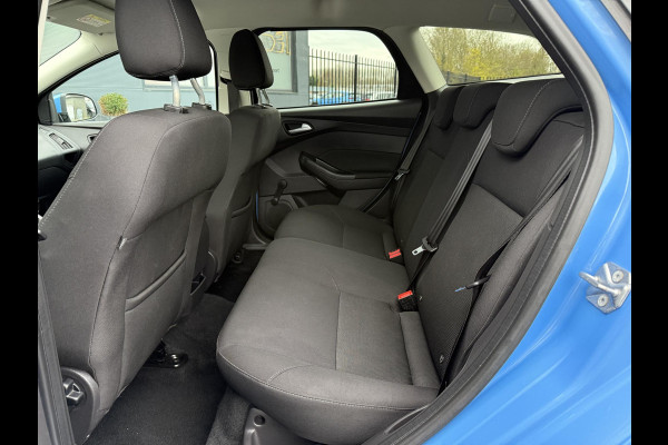 Ford FOCUS Wagon 1.0 Trend Navi,Airco,Cruise,Pdc,Lm velgen,102pk,N.A.P,Apk tot 04-2026