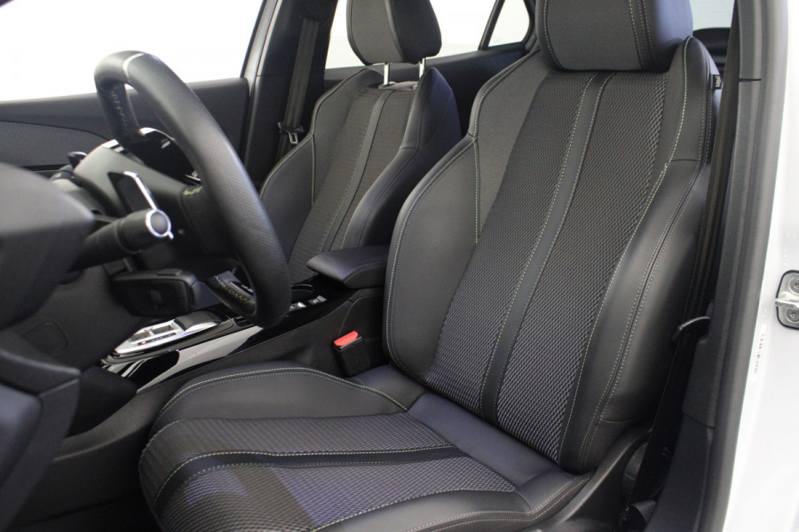 Peugeot 2008 1.2 PureTech 130 GT |Navi|ACC|