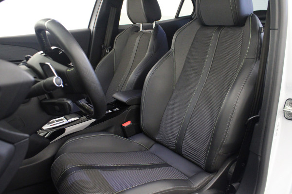 Peugeot 2008 1.2 PureTech 130 GT |Navi|ACC|