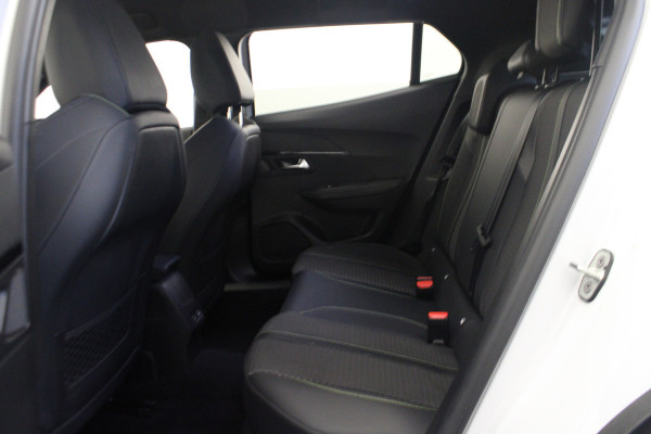 Peugeot 2008 1.2 PureTech 130 GT |Navi|ACC|