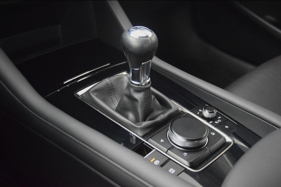 Mazda 3 2.0 e-SkyActiv-X M Hybrid 186 Comfort BOSE/LEER/APPLE CARPLAY