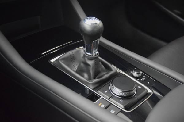 Mazda 3 2.0 e-SkyActiv-X M Hybrid 186 Comfort BOSE/LEER/APPLE CARPLAY