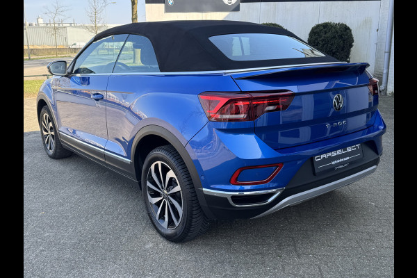 Volkswagen T-Roc Cabrio 1.5 TSI, Stuurverwarming, Trekh, ACC, DAB-tuner, windscherm, Face Lift model. . Een proefrit levert het bewijs. Neem contact op en we maken een afspraak!