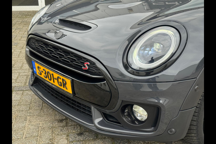 MINI Clubman 2.0 Cooper S Knightsbridge JCW, Electrische stoelen, Leder Head-Up, Harman/Kardon, Trekhaak Een proefrit levert het bewijs. Neem contact op en we maken een afspraak!