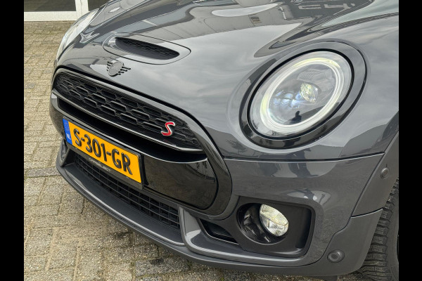 MINI Clubman 2.0 Cooper S Knightsbridge JCW, Electrische stoelen, Leder Head-Up, Harman/Kardon, Trekhaak Een proefrit levert het bewijs. Neem contact op en we maken een afspraak!