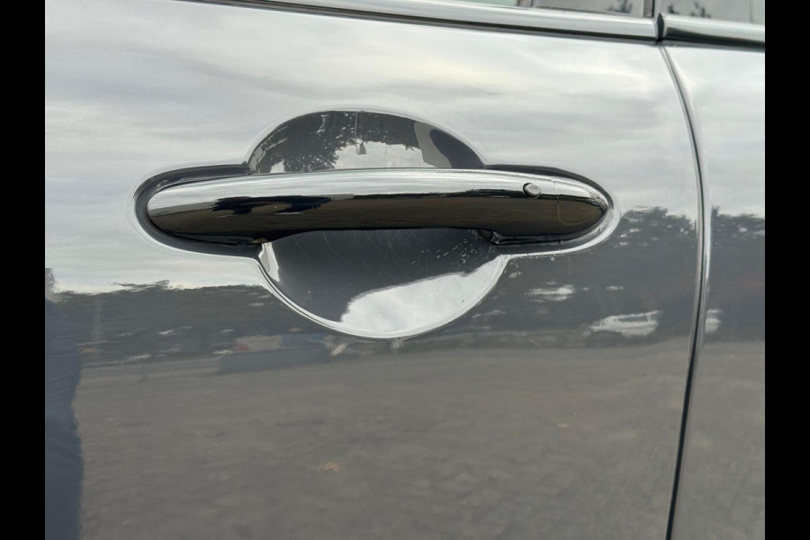 MINI Clubman 2.0 Cooper S Knightsbridge JCW, Electrische stoelen, Leder Head-Up, Harman/Kardon, Trekhaak Een proefrit levert het bewijs. Neem contact op en we maken een afspraak!