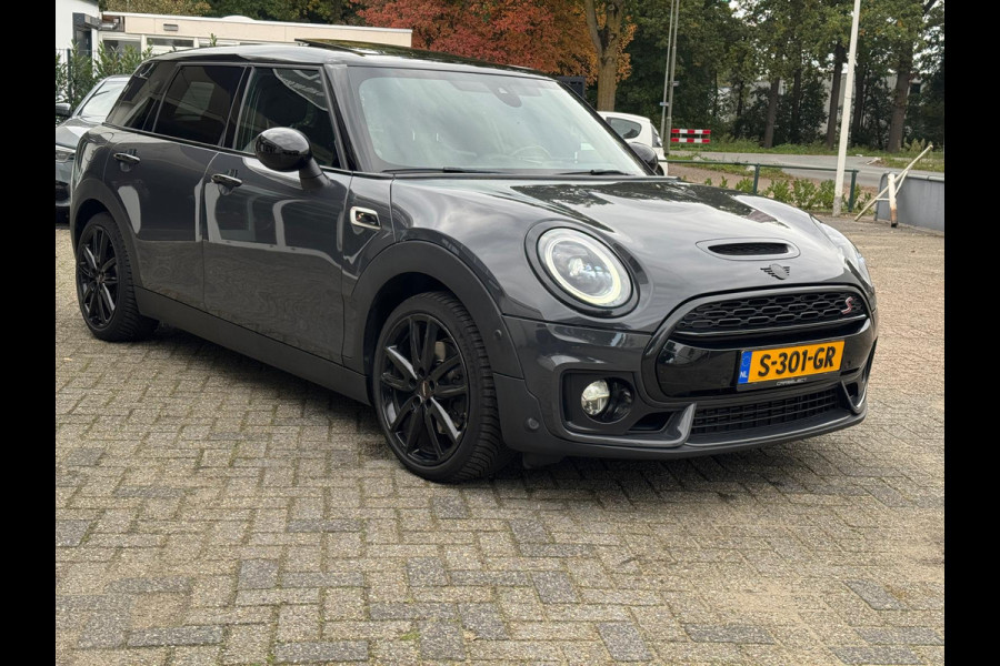 MINI Clubman 2.0 Cooper S Knightsbridge JCW, Electrische stoelen, Leder Head-Up, Harman/Kardon, Trekhaak Een proefrit levert het bewijs. Neem contact op en we maken een afspraak!