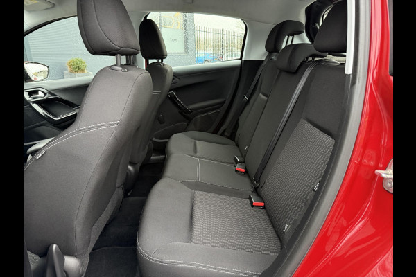 Peugeot 208 1.2 PureTech Blue Lion 2e Eigenaar,Dealer Onderhouden,Navi,Airco,Cruise,5 Deurs,Pdc,N.A.P,Bj 12-2017,Weinig Km,Nieuwe Apk bij Aflevering
