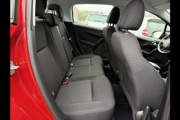 Peugeot 208 1.2 PureTech Blue Lion 2e Eigenaar,Dealer Onderhouden,Navi,Airco,Cruise,5 Deurs,Pdc,N.A.P,Bj 12-2017,Weinig Km,Nieuwe Apk bij Aflevering