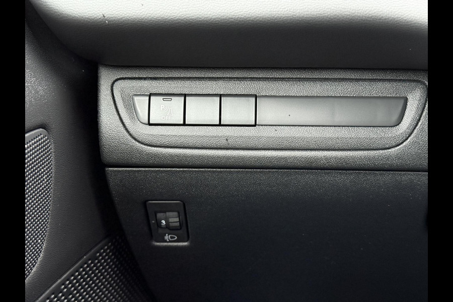 Peugeot 208 1.2 PureTech Blue Lion 2e Eigenaar,Dealer Onderhouden,Navi,Airco,Cruise,5 Deurs,Pdc,N.A.P,Bj 12-2017,Weinig Km,Nieuwe Apk bij Aflevering