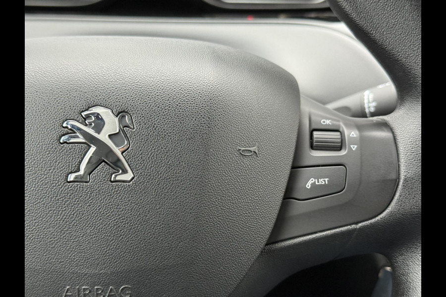 Peugeot 208 1.2 PureTech Blue Lion 2e Eigenaar,Dealer Onderhouden,Navi,Airco,Cruise,5 Deurs,Pdc,N.A.P,Bj 12-2017,Weinig Km,Nieuwe Apk bij Aflevering