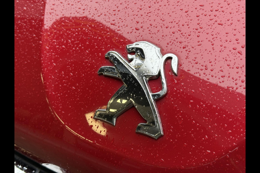 Peugeot 208 1.2 PureTech Blue Lion 2e Eigenaar,Dealer Onderhouden,Navi,Airco,Cruise,5 Deurs,Pdc,N.A.P,Bj 12-2017,Weinig Km,Nieuwe Apk bij Aflevering