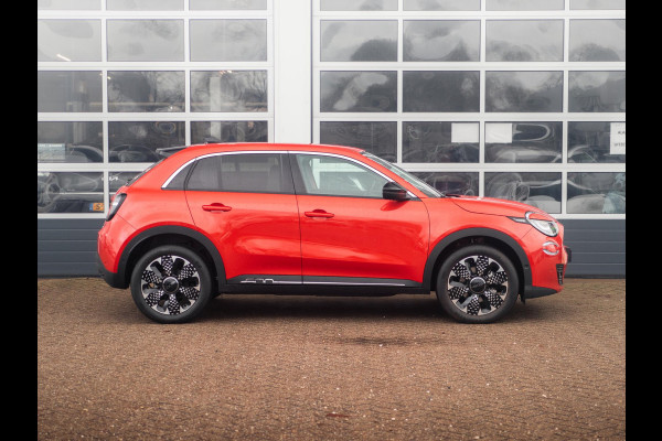 Fiat 600E La Prima 54 kWh | 17% Bijtelling | Carplay | Elek. Stoel | Stoelverwarming | Keyless | LED | Clima