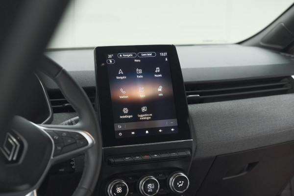 Renault Clio 1.6 E-Tech Full Hybrid 145 techno | 360 Camera | Adaptieve Cruise Control | Dodehoekdetectie | 9.3 Inch Groot Scherm